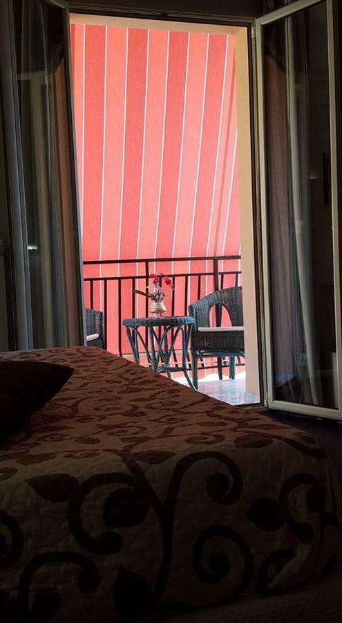 B&B Villa Letizia Inn カステルブオーノ エクステリア 写真