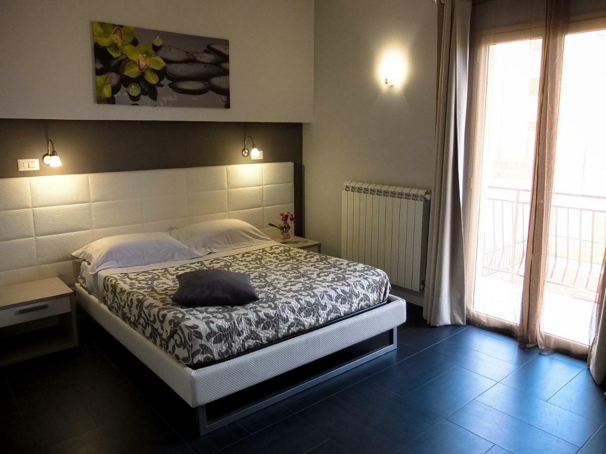 B&B Villa Letizia Inn カステルブオーノ エクステリア 写真